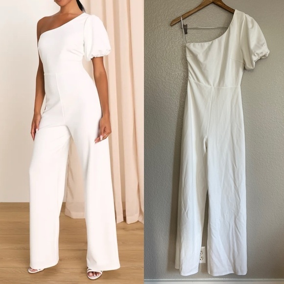 Lulus Pants - NWOT Cheerful Captivation White One-Shoulder Wide-Leg Jumpsuit